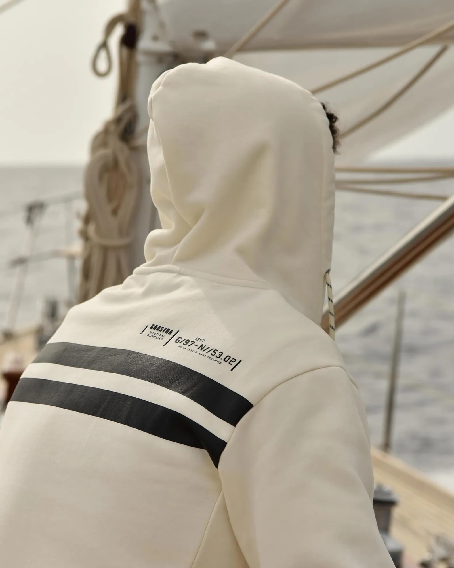 Hooded Athwart Vest